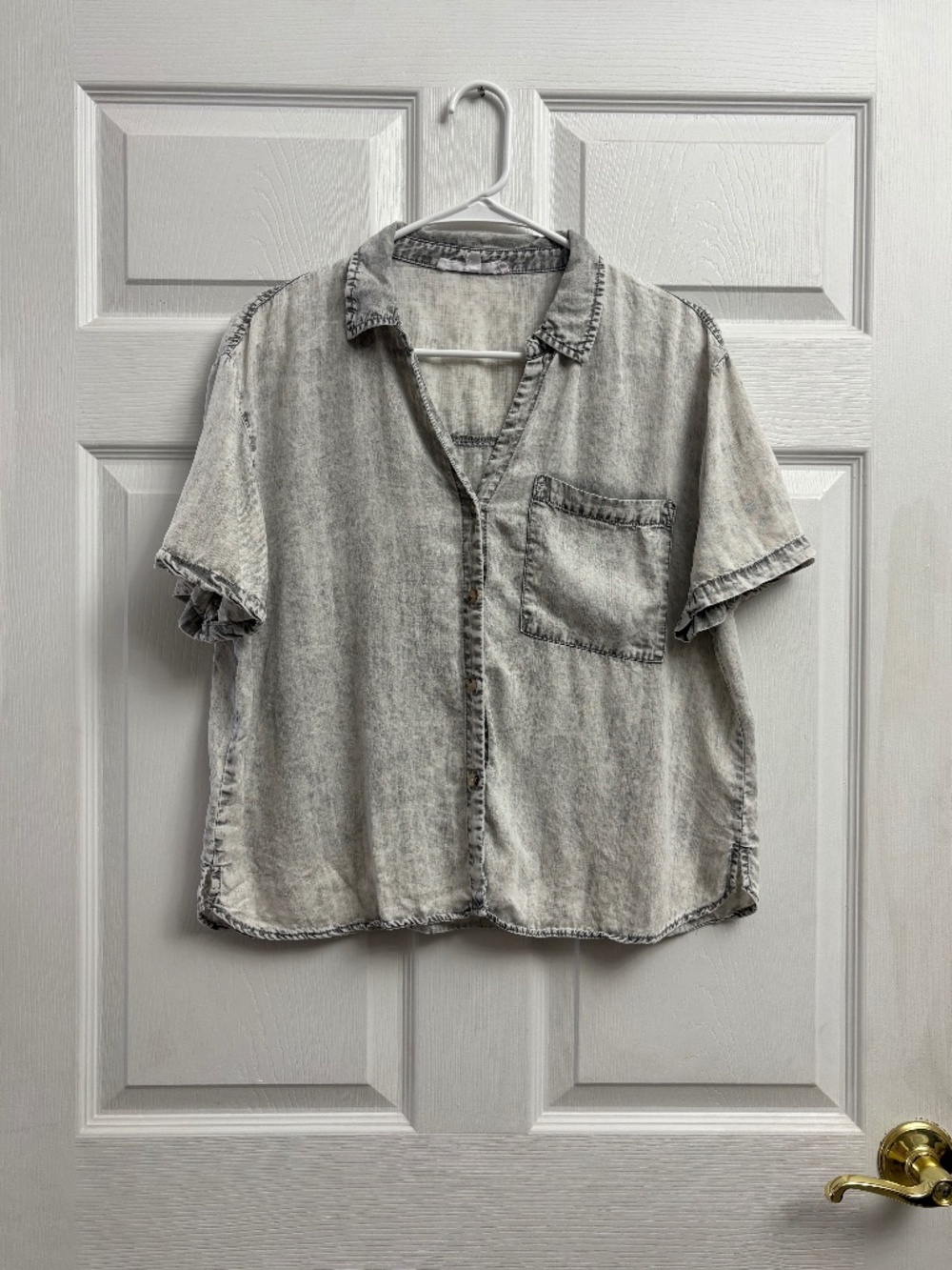Jane + Delancey Women's Button Down Short Sleeve Denim Washed Shirt